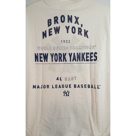 New York Yankees Mitchell & Ness 1932 World Series Champs Tee Women's Medium - Picture 5 of 6